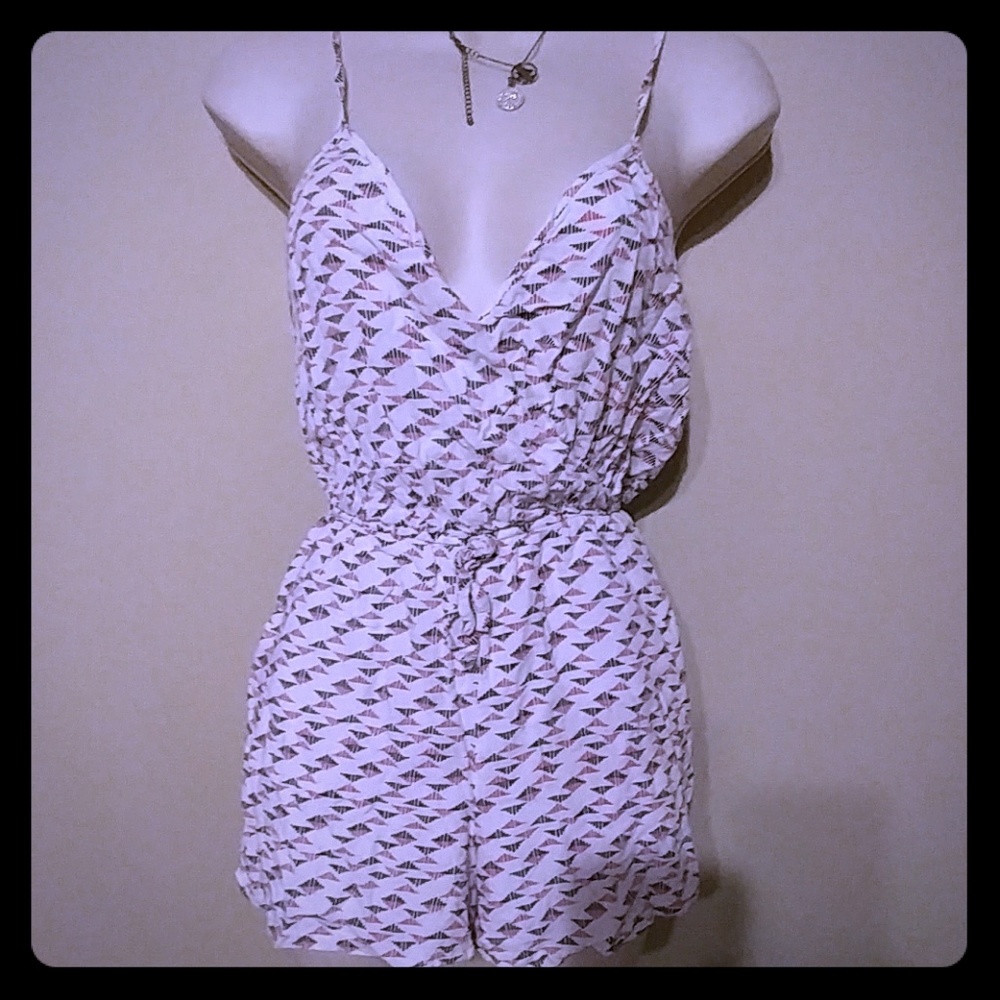 NWOT Candies Geometrical Short Romper